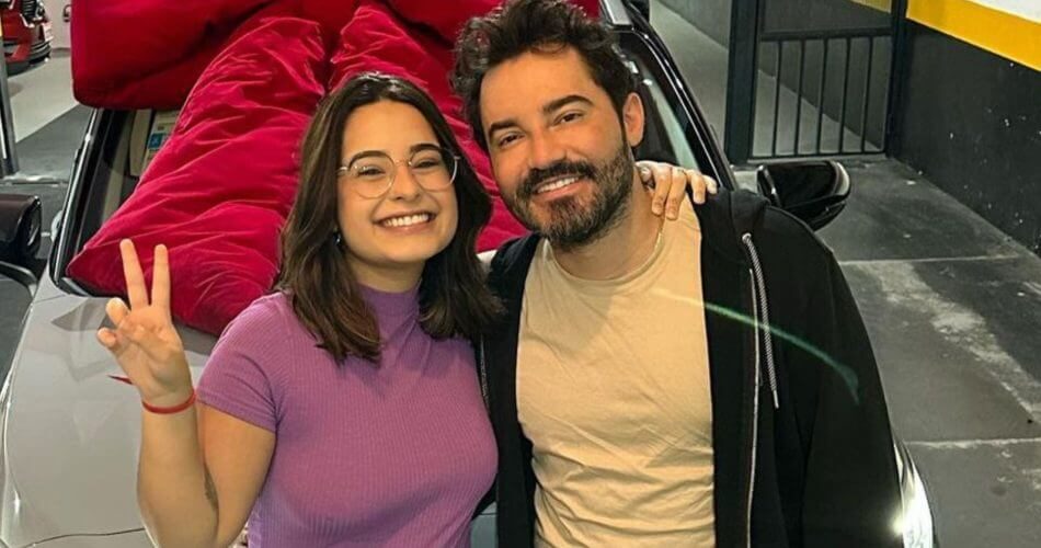 Kamily-Zor-opina-sobre-a-nova-namorada-de-seu-pai-quxexlzb5oo15o4awk0e6uwtoa0pxg9bxvc8lkzo5k